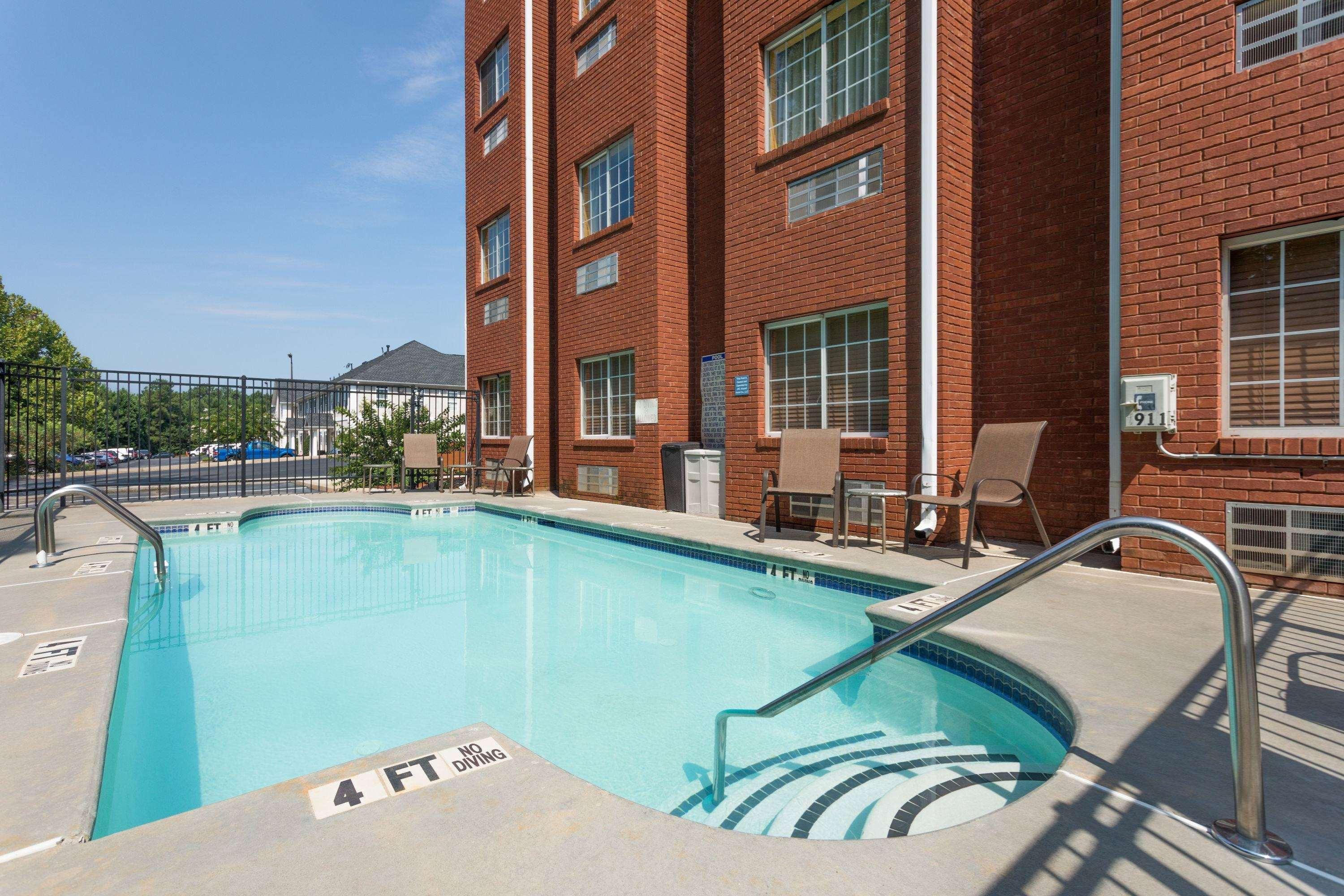 Microtel Inn & Suites By Wyndham Stockbridge/Atlanta I-75 Ngoại thất bức ảnh