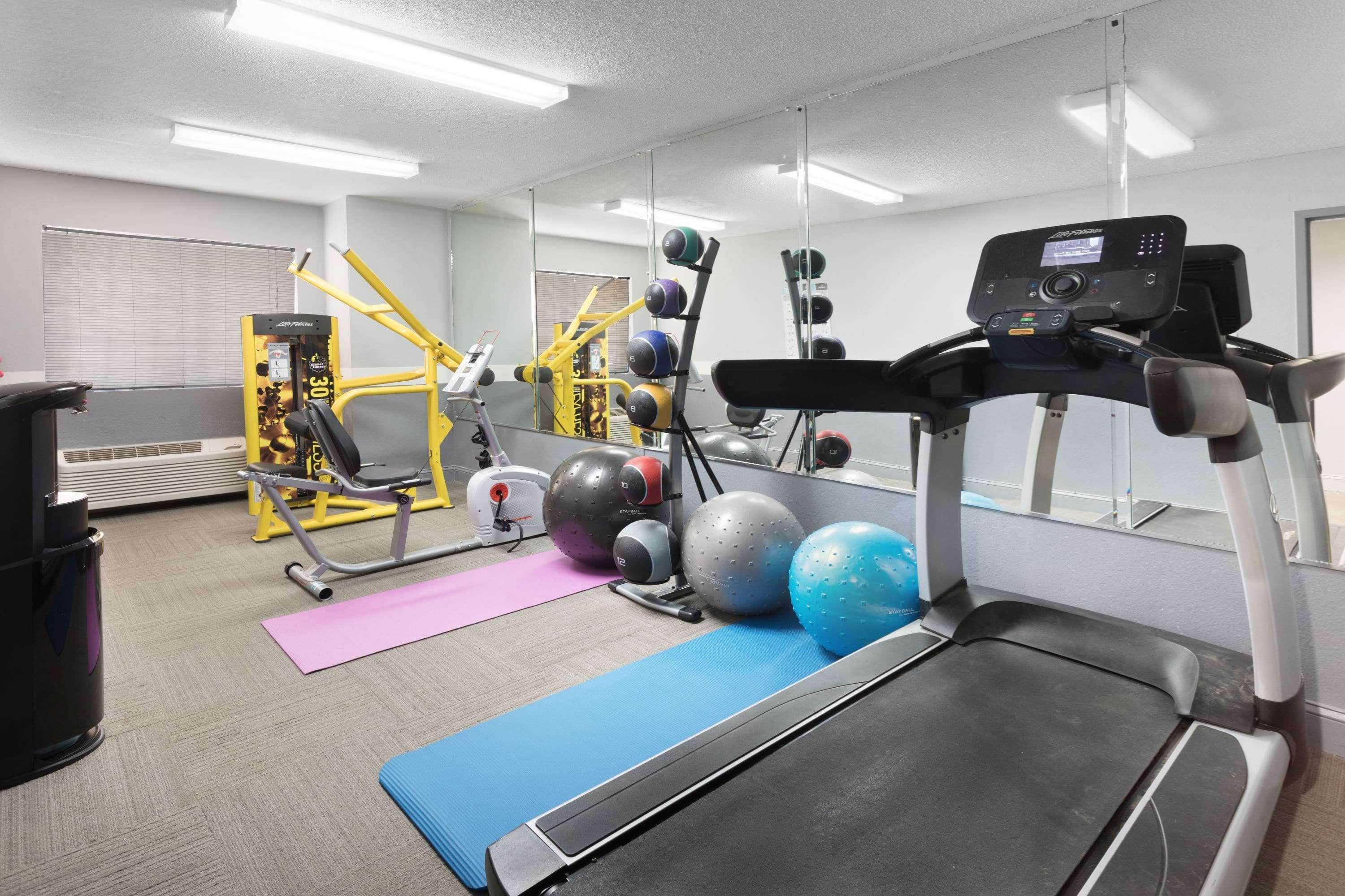 Microtel Inn & Suites By Wyndham Stockbridge/Atlanta I-75 Ngoại thất bức ảnh