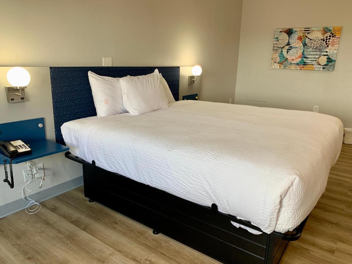 Microtel Inn & Suites By Wyndham Stockbridge/Atlanta I-75 Ngoại thất bức ảnh