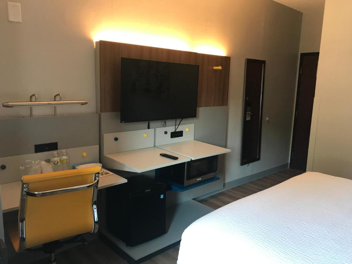 Microtel Inn & Suites By Wyndham Stockbridge/Atlanta I-75 Ngoại thất bức ảnh
