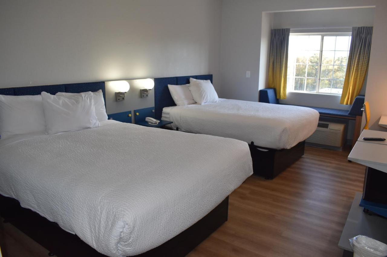 Microtel Inn & Suites By Wyndham Stockbridge/Atlanta I-75 Ngoại thất bức ảnh