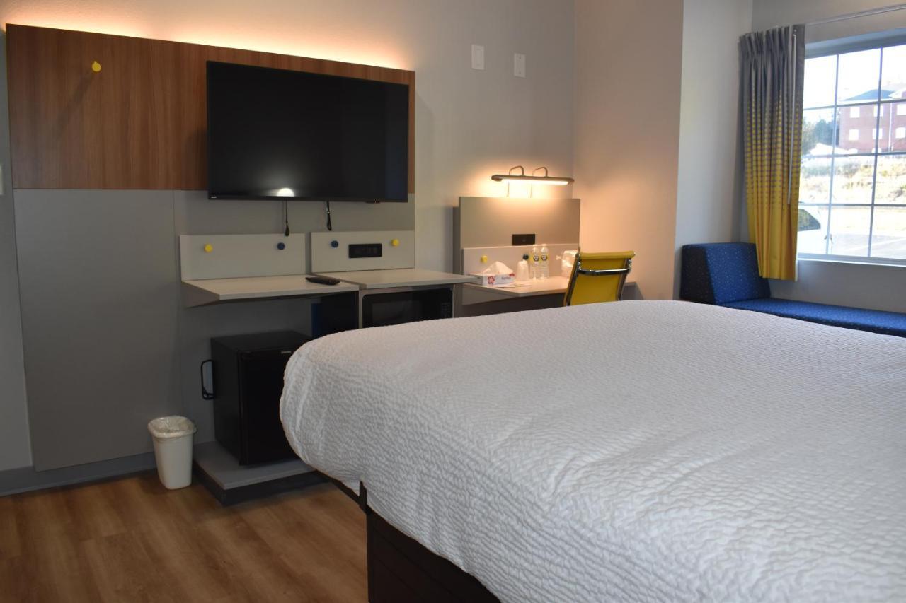 Microtel Inn & Suites By Wyndham Stockbridge/Atlanta I-75 Ngoại thất bức ảnh