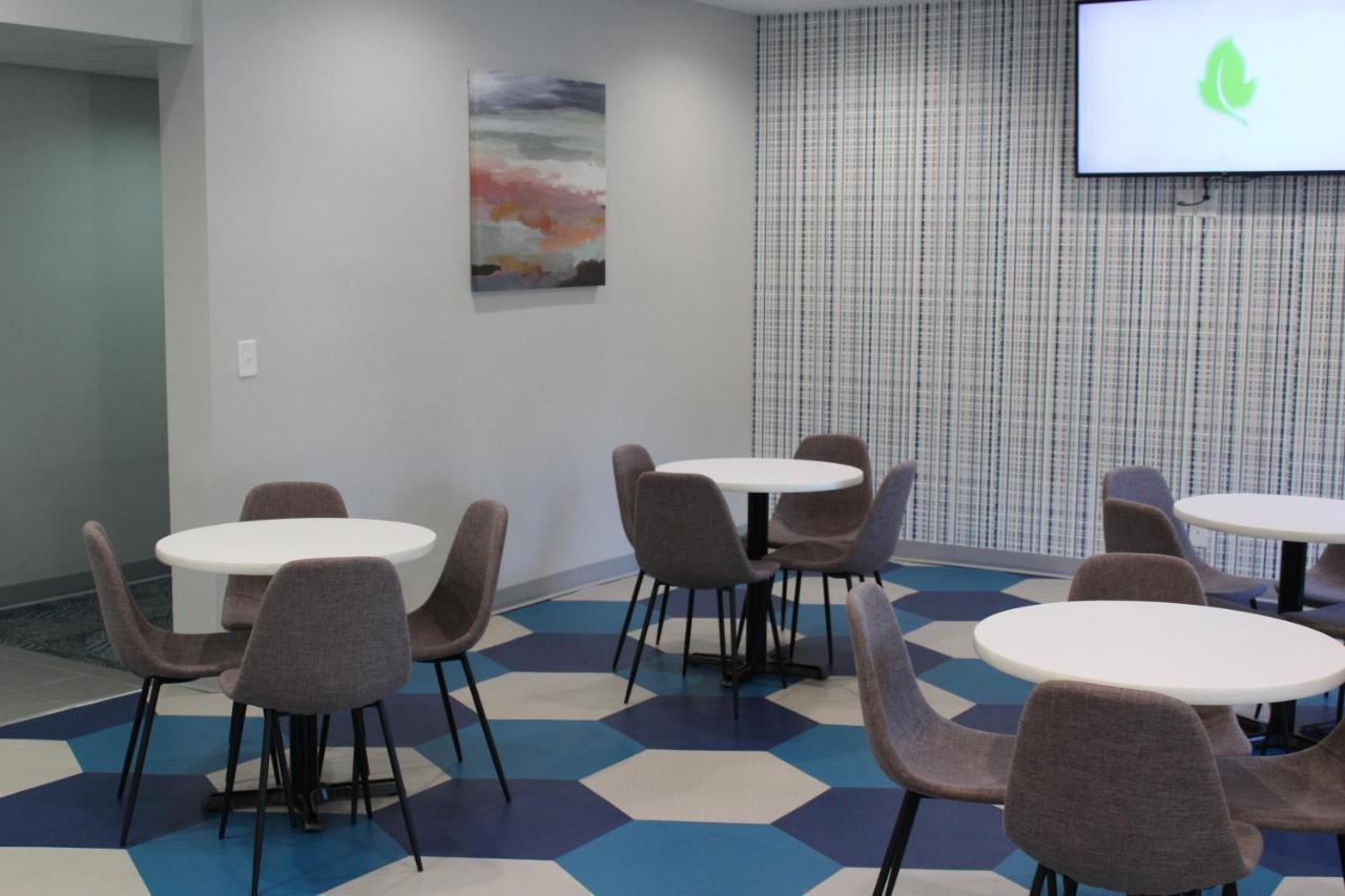 Microtel Inn & Suites By Wyndham Stockbridge/Atlanta I-75 Ngoại thất bức ảnh