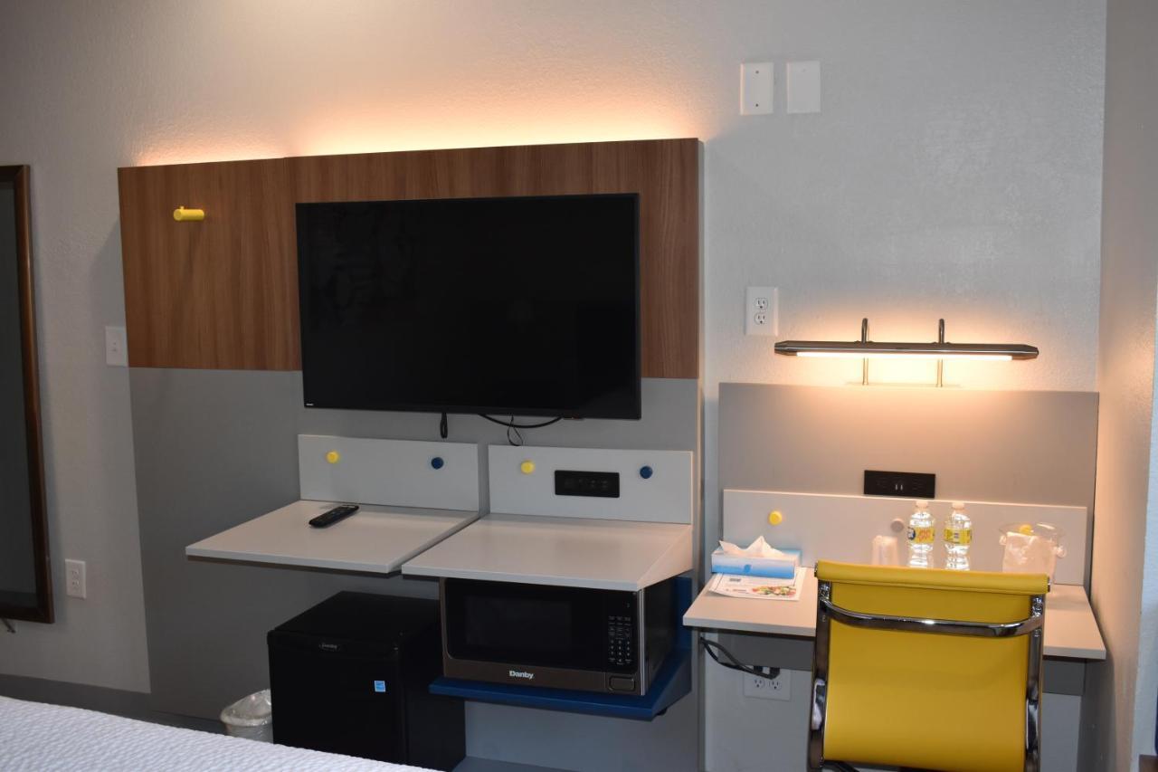 Microtel Inn & Suites By Wyndham Stockbridge/Atlanta I-75 Ngoại thất bức ảnh
