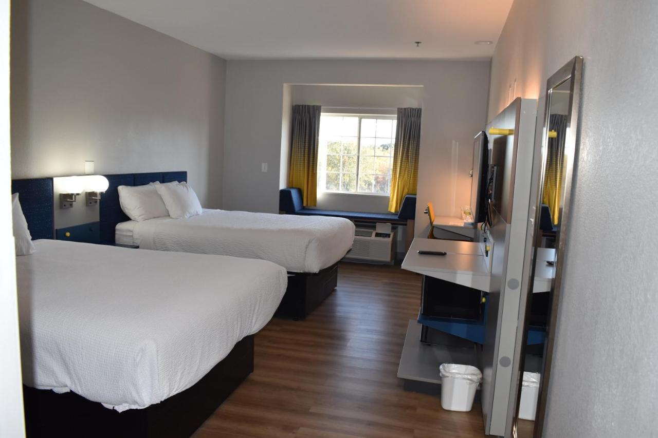 Microtel Inn & Suites By Wyndham Stockbridge/Atlanta I-75 Ngoại thất bức ảnh