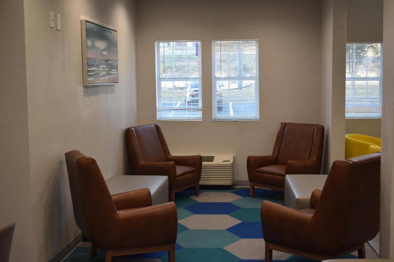 Microtel Inn & Suites By Wyndham Stockbridge/Atlanta I-75 Ngoại thất bức ảnh