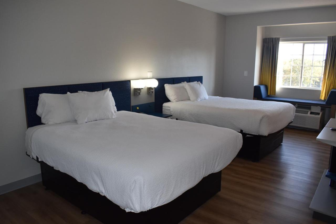 Microtel Inn & Suites By Wyndham Stockbridge/Atlanta I-75 Ngoại thất bức ảnh